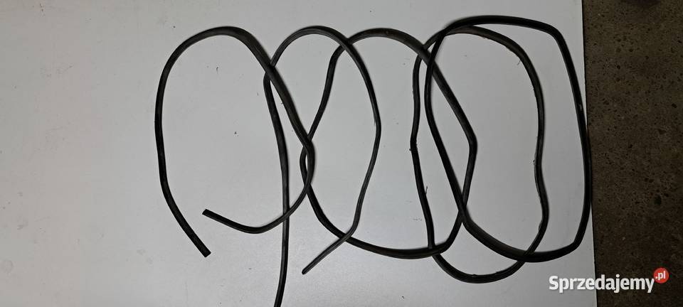 Uszczelka reflektora Mercedes W123 Hella Bosch Luzino