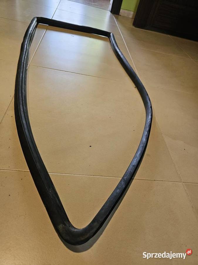 Vw Passat b2 32b 3drzwi uszczelka szyby bocznej Elbląg