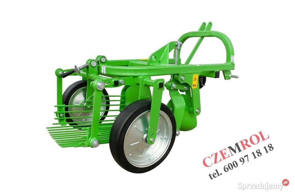 Kopaczka wibracyjna Ursa wyrzut do tyłu Bomet Jarosław