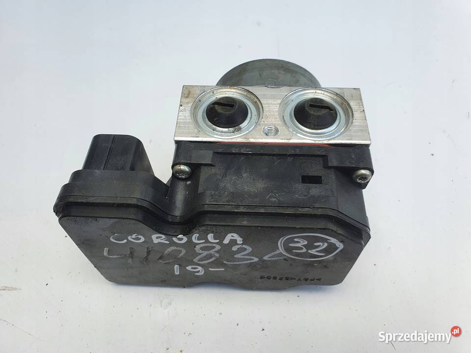 Toyota Corolla E21 POMPA ABS hamulcowa Janów sprzedam