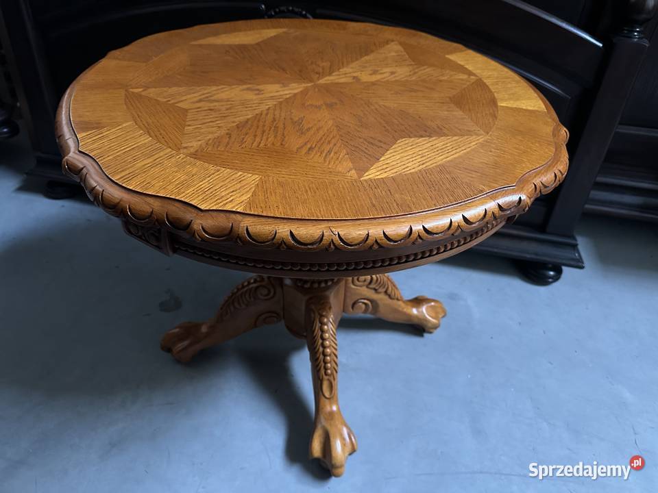 Piękny stylowy drewniany stolik ż intarsjami Sławoszewek