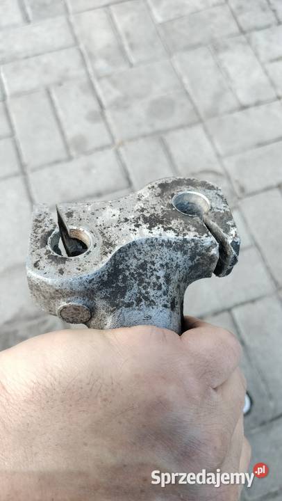 Zwrotnica lewa przednia Audi a4 B8 Tomaszów Lubelski