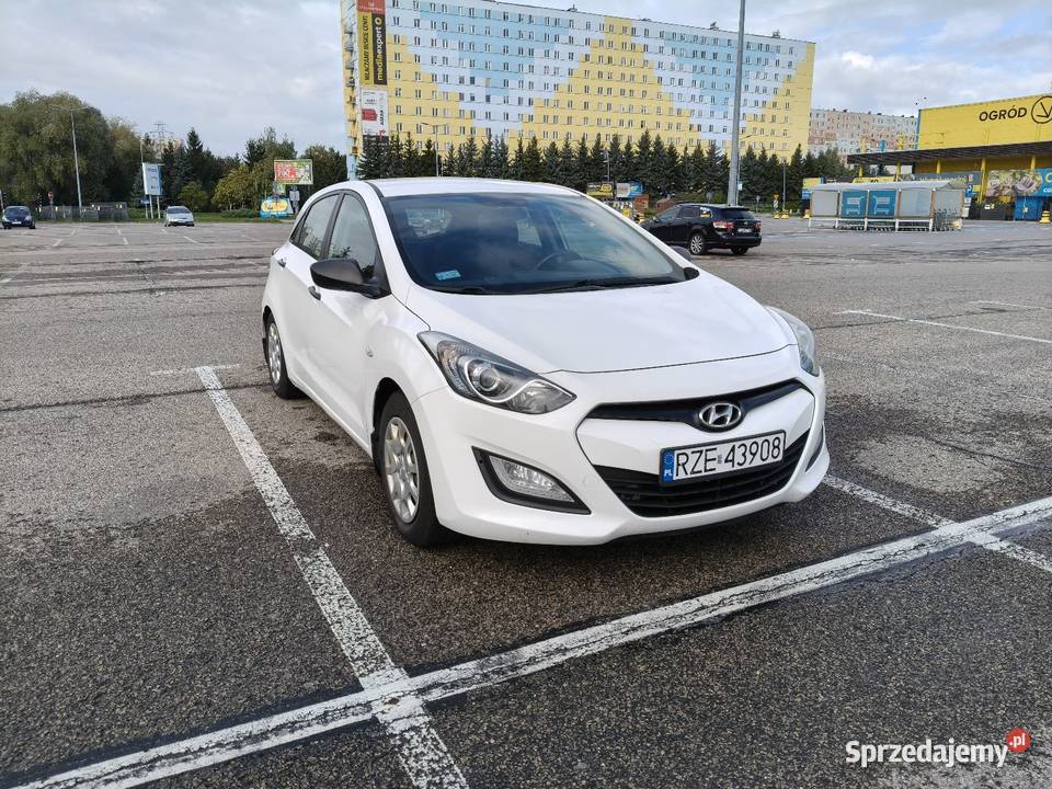 Hyundai I30 14benzyna LPG salon polska nieuszkodzony Rzeszów sprzedam
