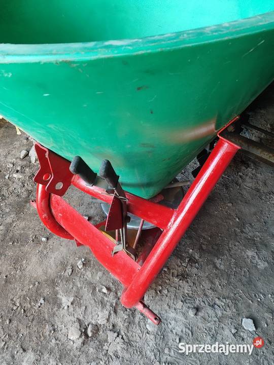 Rozsiewacz nawozów Skała