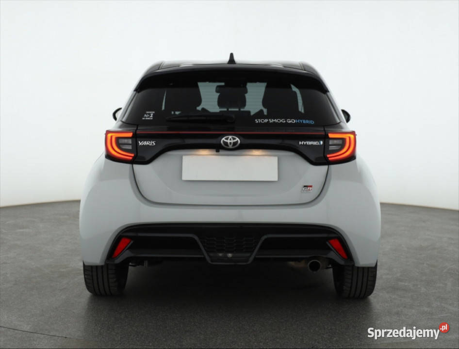 Toyota Yaris 15 VVTi Hybrid klimatyzacja mazowieckie sprzedam