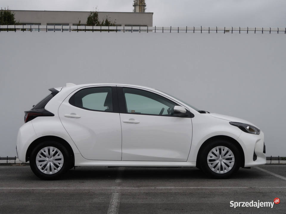 Toyota Yaris 15 VVTi Hybrid nieuszkodzony Lublin