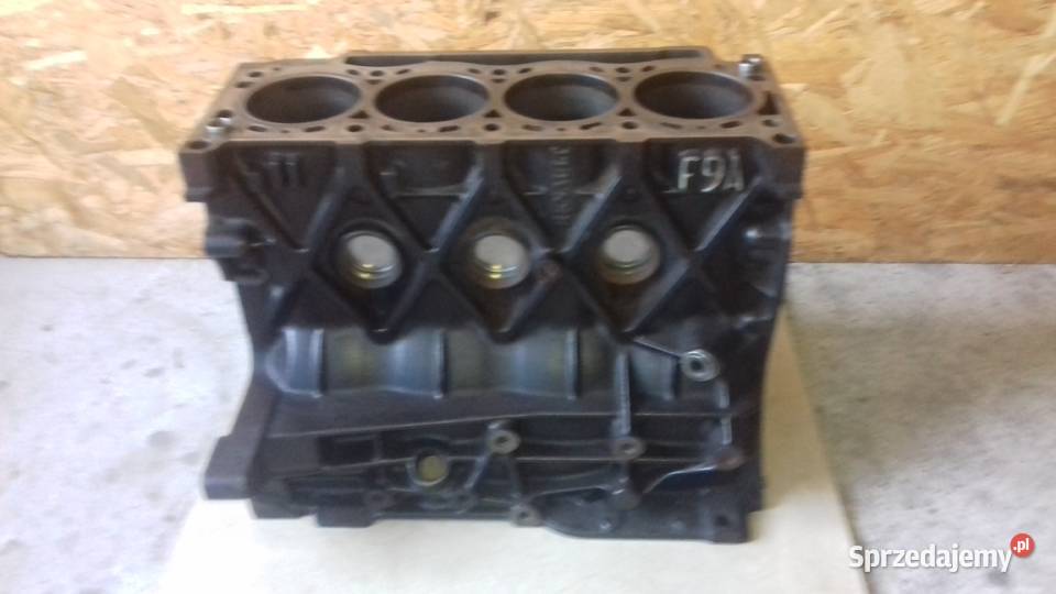 Blok silnika F9A nadwymiar 050 Scenik 2 Megane2 śląskie