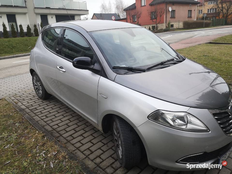 Lanczia Ypsilon sprzedam 900cm3 Motoryzacja