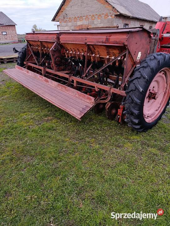 Siewnik talerzowy 360m siania Rolnictwo