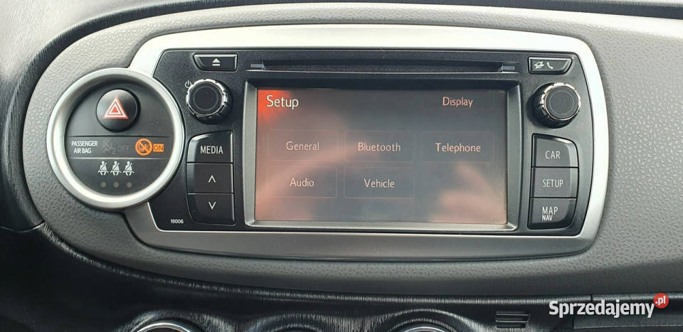 Toyota Yaris Kamera cofania6 biegówZestaw Przyszowice