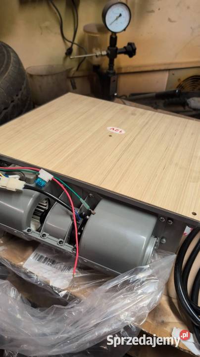 PAROWNIK klimatyzacji UNIWERSALNY DACHOWY 12V Zamość sprzedam