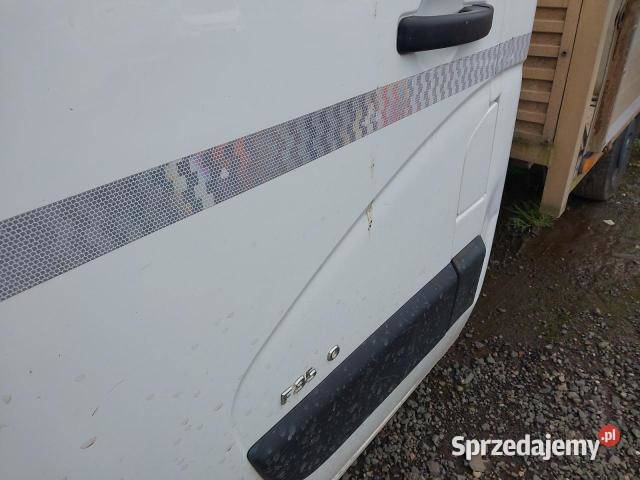 Opel Movano autolaweta pod walec minikoparkę Opel Tarnów