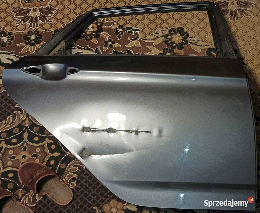 Dzrwi tylne prawe Hyundai i40 I CW VF 201107 pomorskie Gdańsk