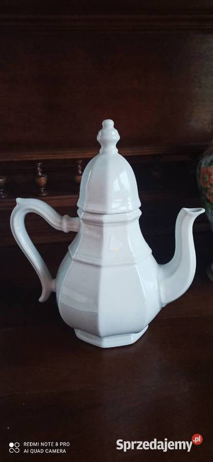 Dzbanek biały syg numeryczna 198612
Zachwyca Gdańsk sprzedam