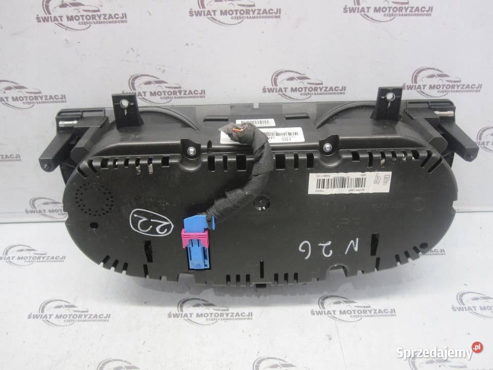 VW PASSAT CC 11r licznik zegary 3C8920970P osobowe