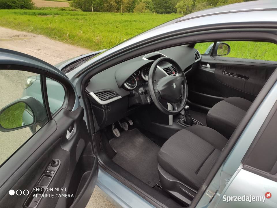 Peugeot 207 2010r 14 benzyna 75 kupiony w Polsce podkarpackie Rzeszów