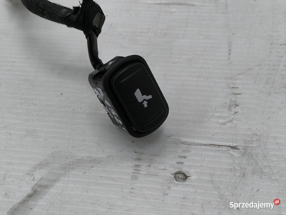 PRZYCISK STEROWANIA FOTELA LEWY PRZÓD INFINITY