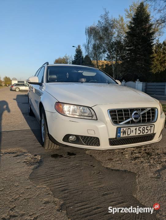 Volvo V70 2009r disel 20 136 manual zqdbany Warszawa