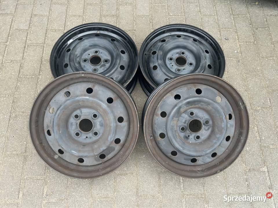 TOYOTA YARIS HYBRID 4zfelgi stalowe 15 4x100mm Gorzów Wielkopolski
