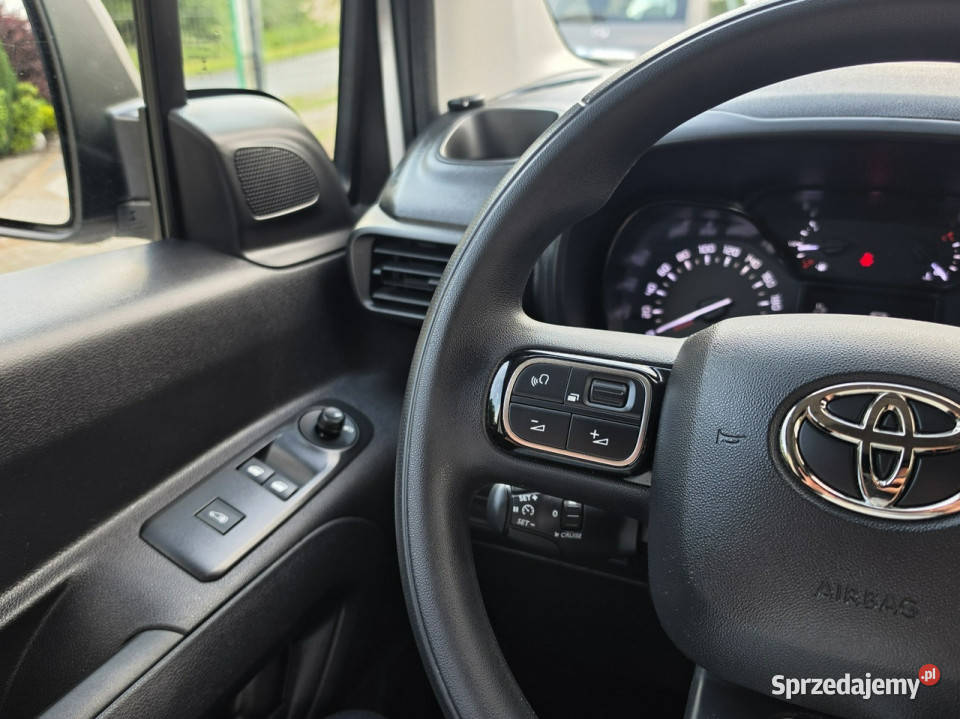 Toyota Proace City 15 BlueHDi Salon Iwłaściciel wspomaganie kierownicy sprzedam