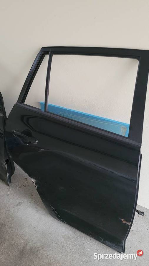 Drzwi prawe Toyota RAV4 III 2010 Rok produkcji 2010 Motoryzacja Ostrołęka sprzedam