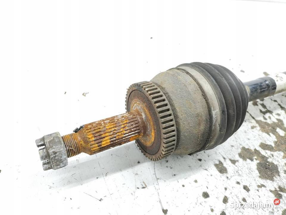 PÓŁOŚ PRAWY PRZÓD 30 CRDI 495013J150 Hyundai świętokrzyskie