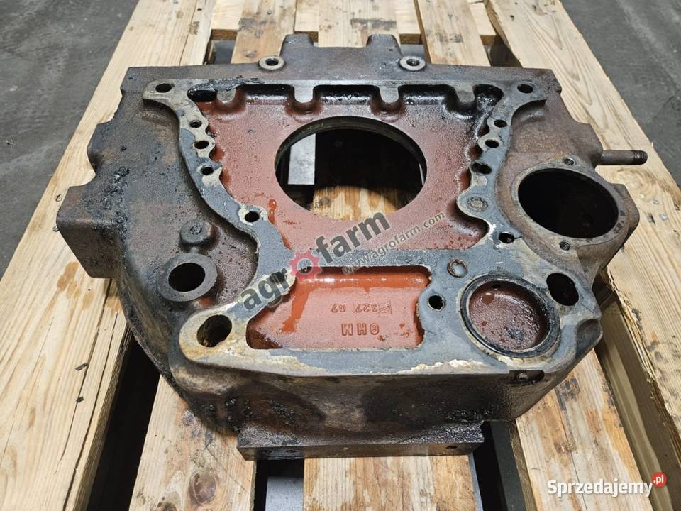 Obudowa sprzęgła John Deere 3310 3410 3210 3110 Do ciągników dolnośląskie Byków