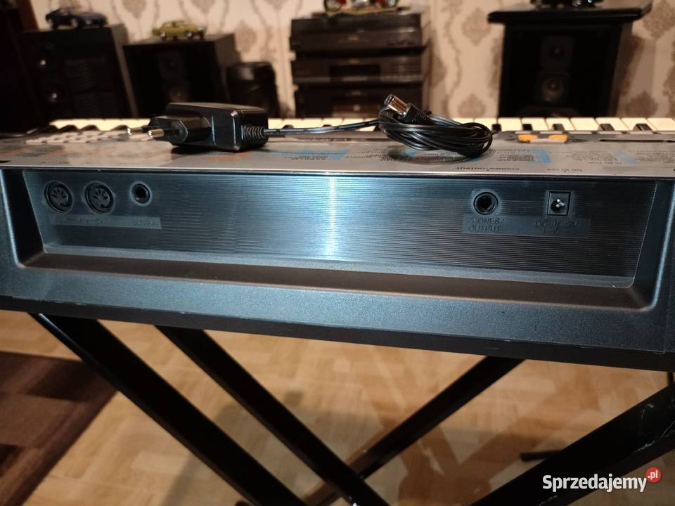 Keyboard YAMAHA w komplecie stojak statyw i Instrumenty klawiszowe i MIDI Instrumenty wielkopolskie Drawski Młyn