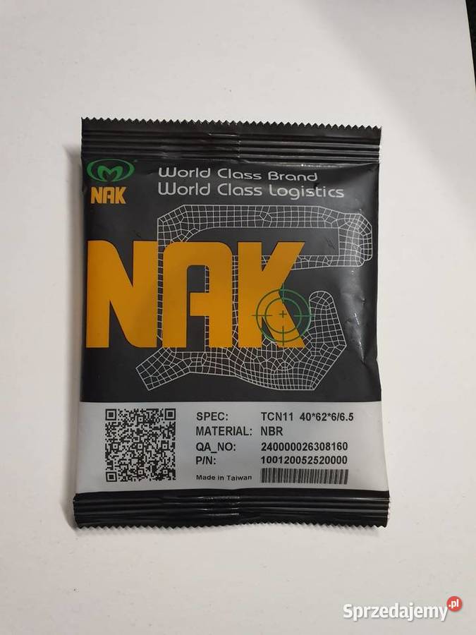 Uszczelniacz simering 40x62x665 TCN NBR NAK Kłodzko