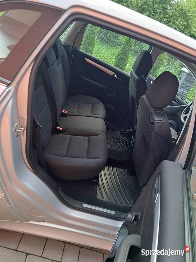 Mercedes B180 manualna