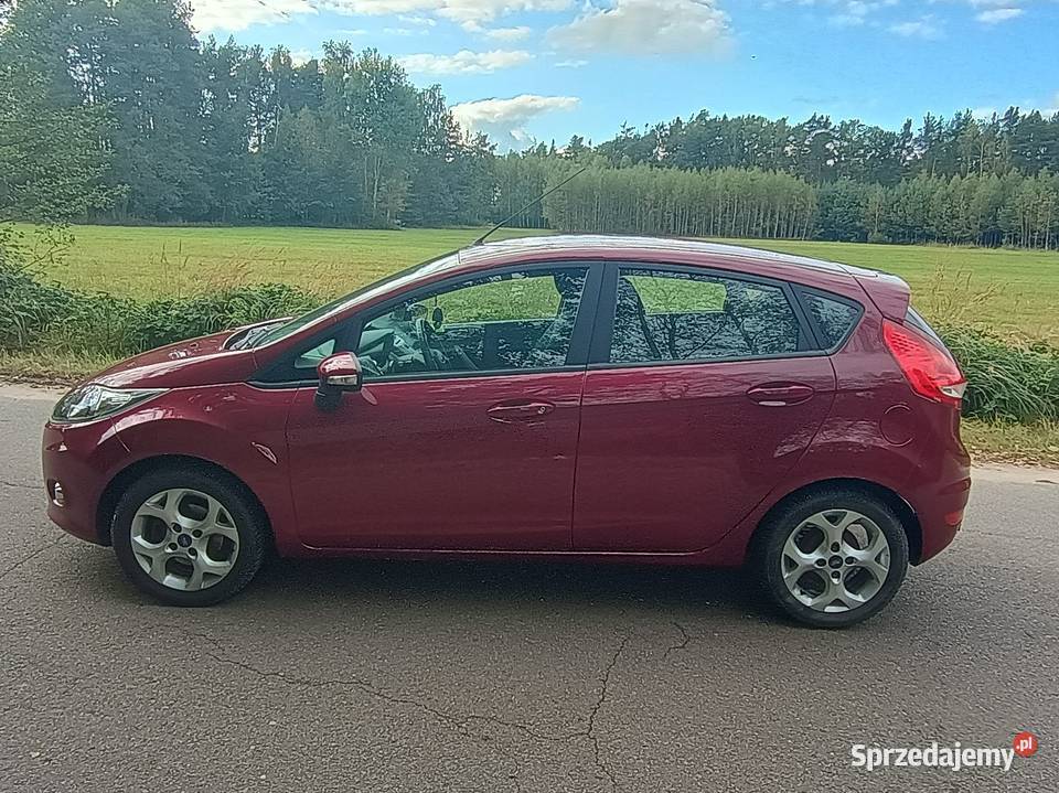 Sprzedam samochód ford fiesta 121081km Opoczno