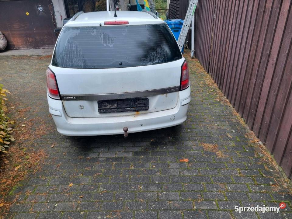 Opel astra H Kombi 2006 r Części z19dt Maska Krosno Odrzańskie