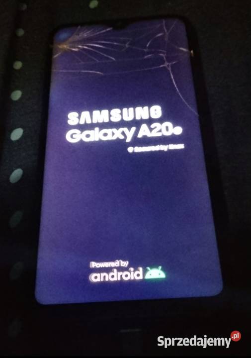 Sprzedam telefon komórkowy działa ale ma hasło Sosnowiec