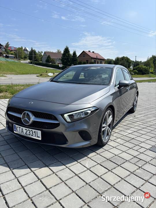 Mercedes A180d 2019r Niski przebieg 83000 bogato Rok produkcji 2019 małopolskie
