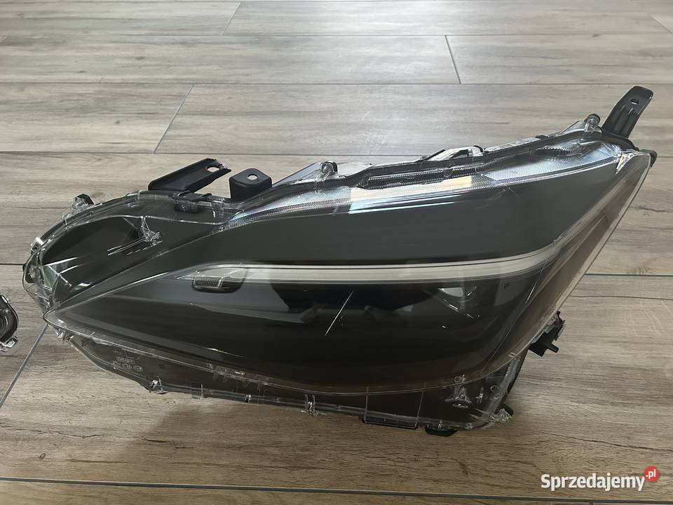 Toyota Yaris Cross reflektor lampa full led