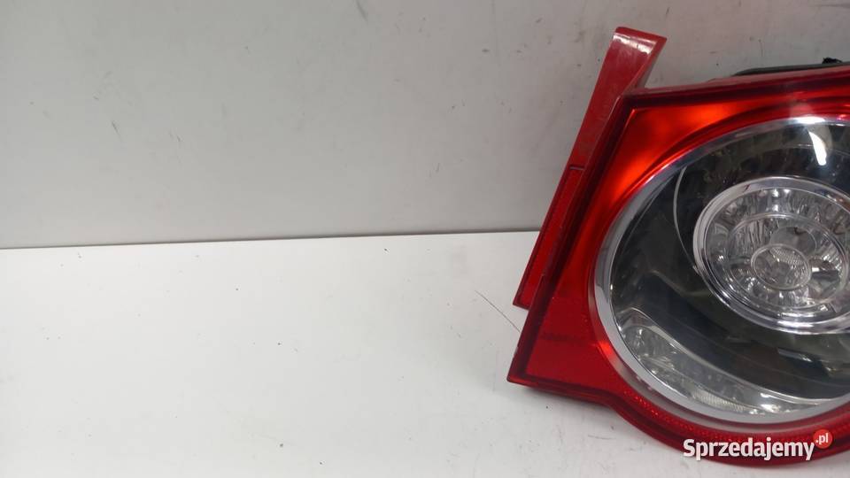 VW PASSAT B6 SEDAN LAMPA TYŁ PRAWA osobowe Zbierkowo