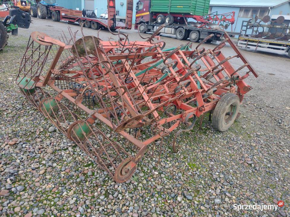 Kultywator przedsiewny z wałkami szerokość 35 m Sośno