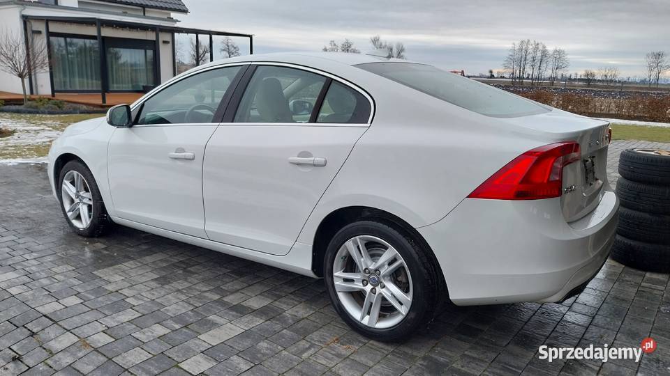 Volvo s60 T5 2015 uszkodzony silnik Kończyce
