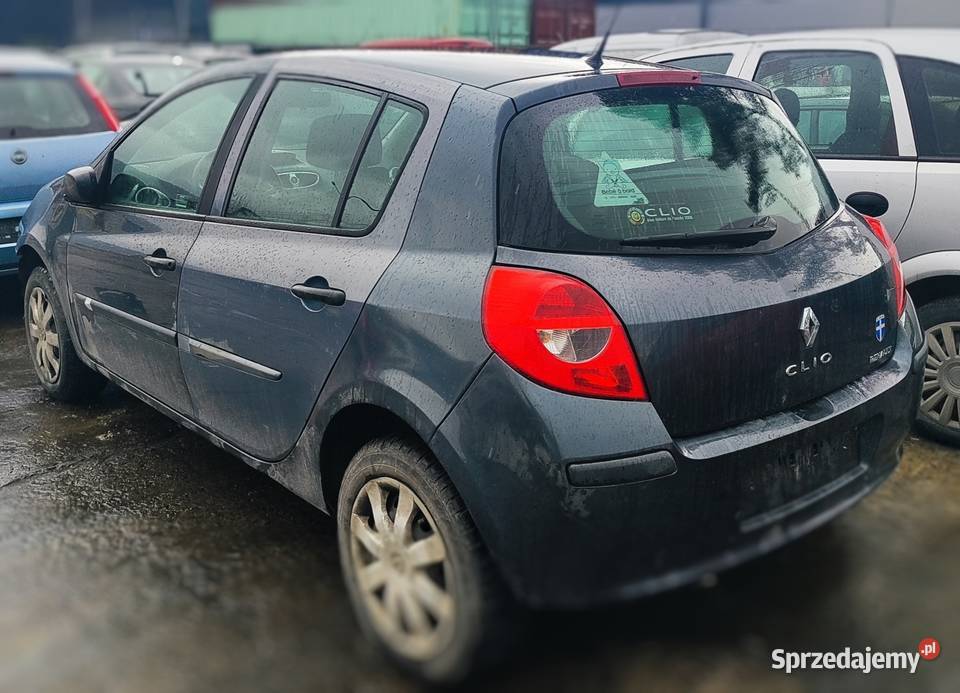 Renault Clio 3 lampy tył lewa i prawa osobowe Oświetlenie śląskie Żywiec