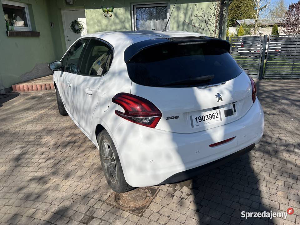 Peugeot 208 16 bluehdi 2017 260 tkm