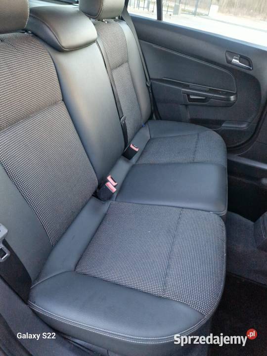 Opel Astra H kombi światła przeciwmgielne sprzedam