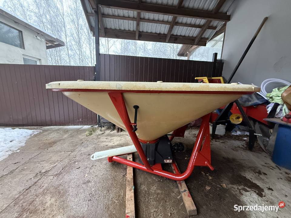 Rozsiewacz Vicon 400 l stan