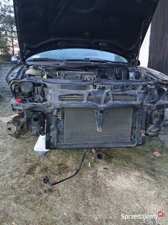 Golf 4 14 16V 75 3Drzwi na czesci sprzedam