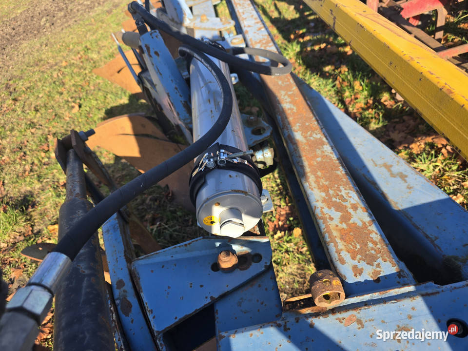 Pług 6 skibowy OVERUM Sweden zabezpieczenia Rolnictwo sprzedam