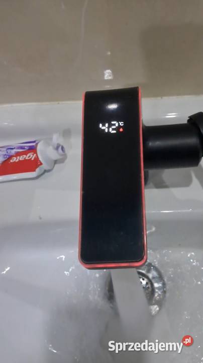 Bateria łazienkowa podświetlana z wyświetla zem Jasło