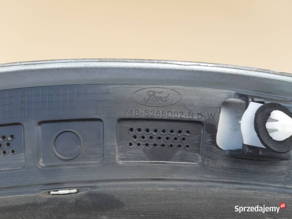 FORD KUGA MK3 ESCAPE LISTWA BŁOTNIKA PRAWY TYŁ Trzciel