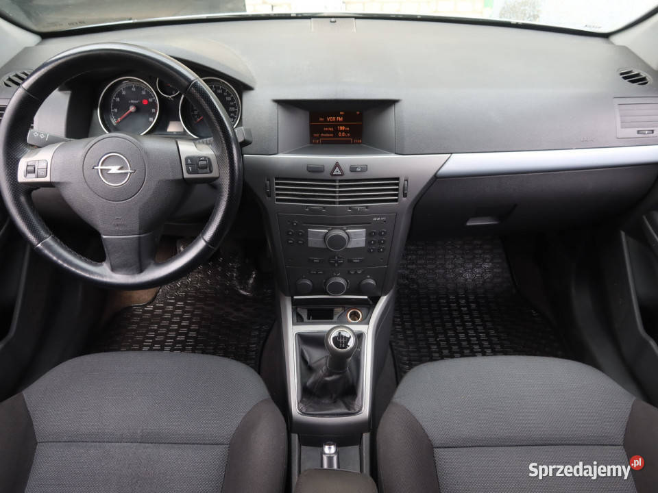 Opel Astra 16 16V Rok produkcji 2004