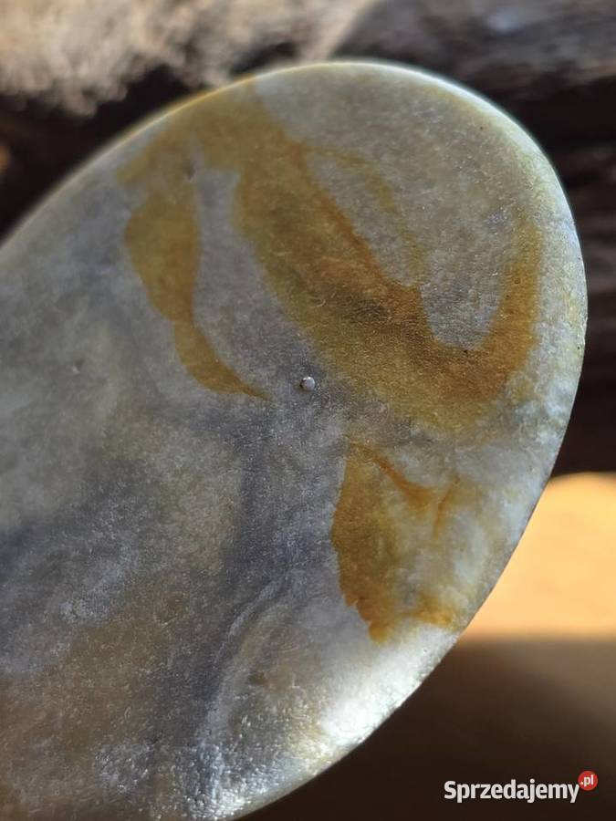 Naszyjnik z żywicy epoksydowej wisior kamień Naszyjniki Legnica sprzedam