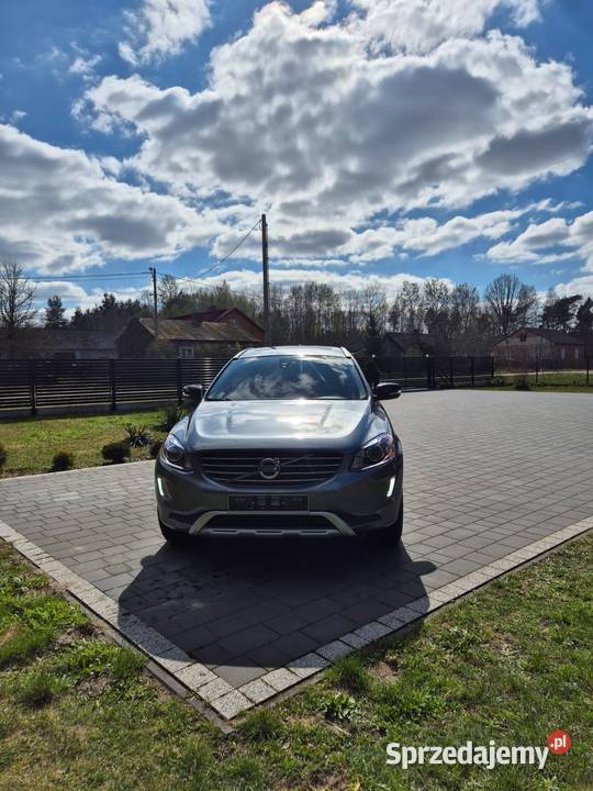 VOLVO XC60 2017r T5 Benzyna