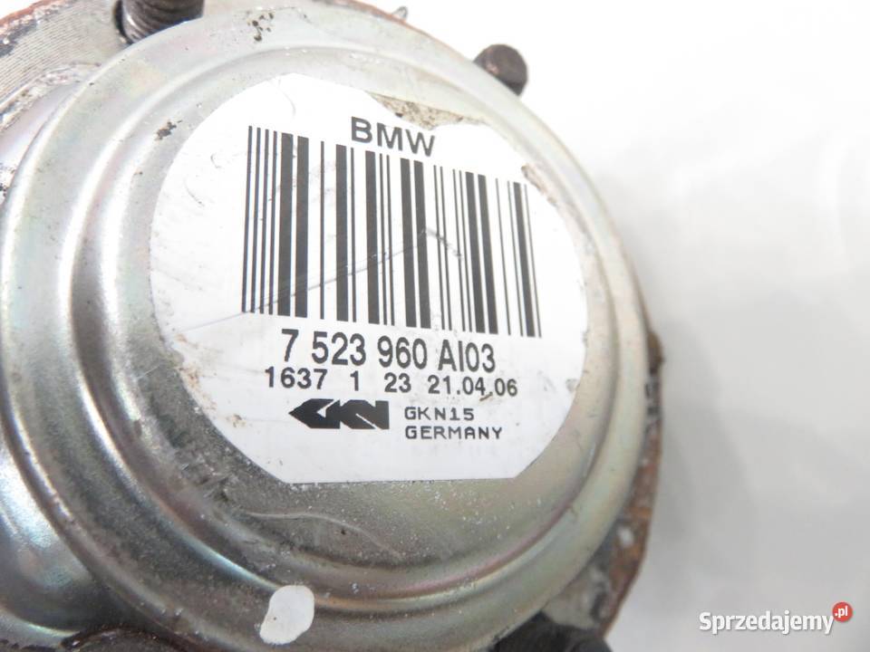 PÓŁOŚ PRAWA TYLNA BMW E90 318 i 7523960